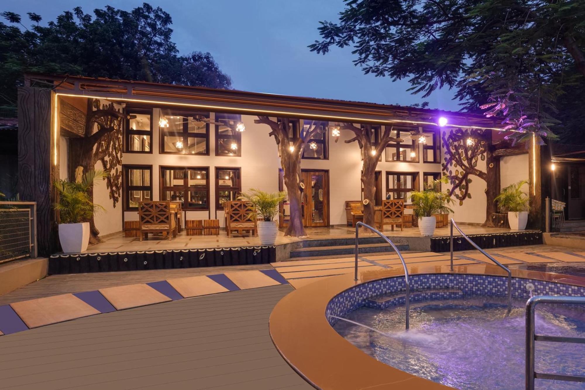 Club Mahindra Netrang Hotel Exterior foto